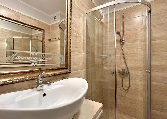 Bratanov Harmony Dream Island ساني بيتش