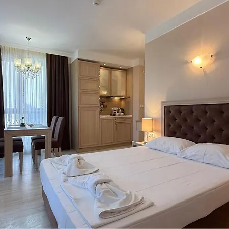 Bratanov Harmony Dream Island Апартаменти *