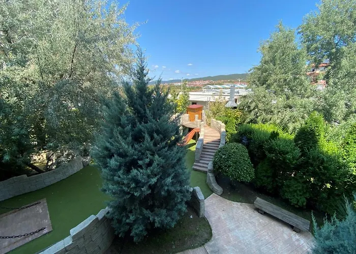 Bratanov Harmony Dream Island Апартаменти