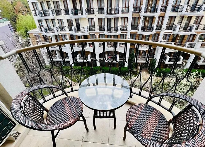 Апартаменти Bratanov Harmony Dream Island *